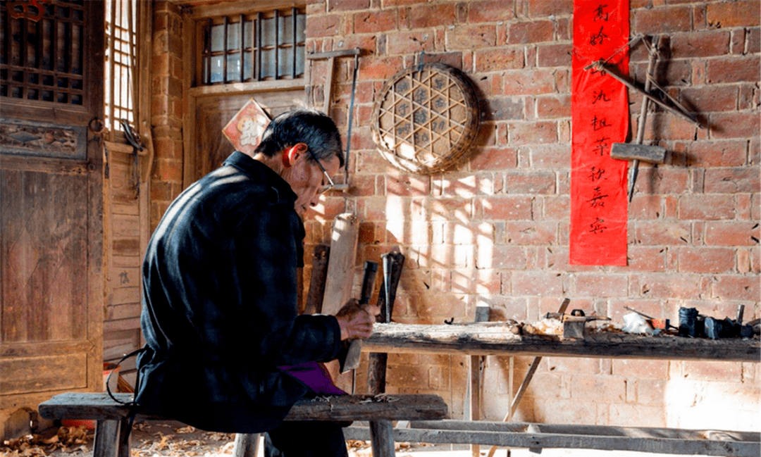 探秘小巷深处的隐藏版光棍特色小店，老光棍的一天生活揭秘